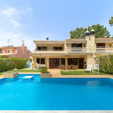 Charming With Private Pool - Vilamoura Quarteira